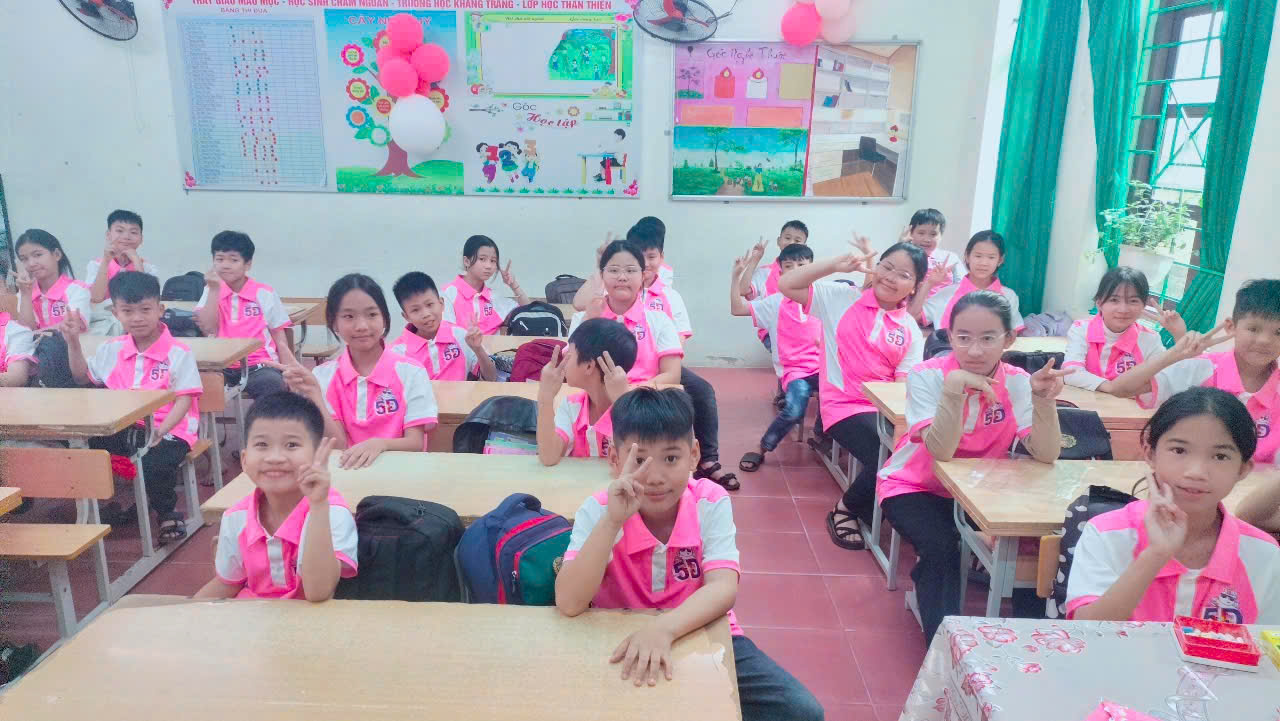 Áo Lớp, Áo Nhóm Cấp 1